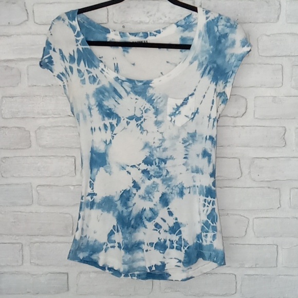 Express Tops - Add To Bundle | Express Blue & White Tie Dye Fitted Scoop Neck T-Shirt XS